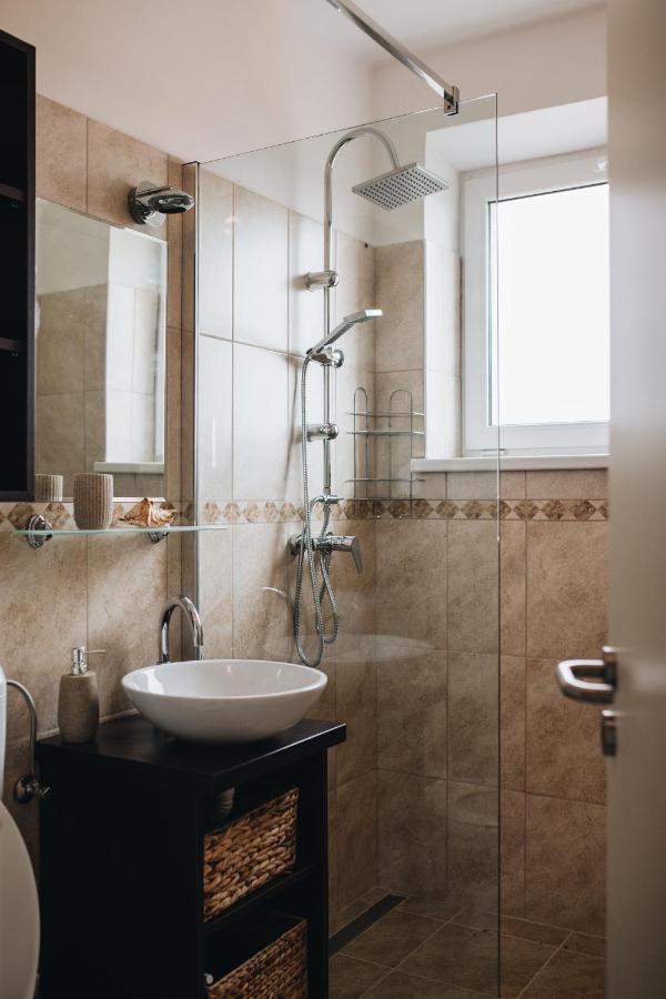 Magas-Lak Apartman Eger Exteriér fotografie