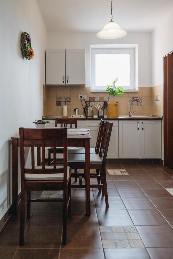 Magas-Lak Apartman Eger Exteriér fotografie