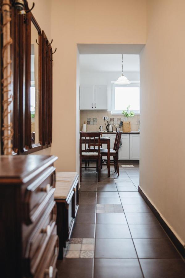 Magas-Lak Apartman Eger Exteriér fotografie